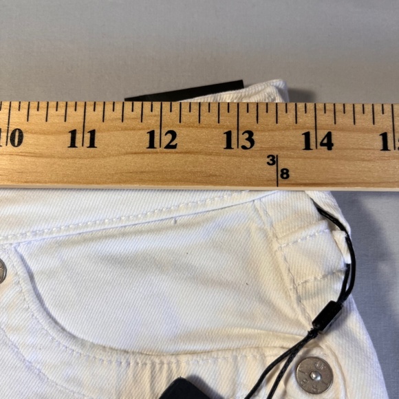 NWT TRUE RELIGION Maisie Vintage High Rise White Denim Fray Hem Jean Shorts - Picture 12 of 16